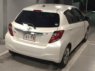TOYOTA VITZ 2016