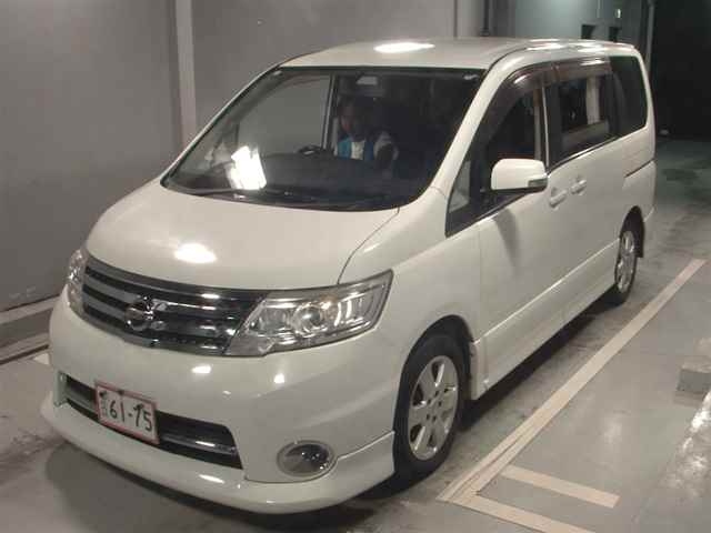 NISSAN SERENA 2010