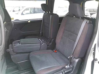 NISSAN SERENA 2019