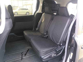TOYOTA NOAH 2016