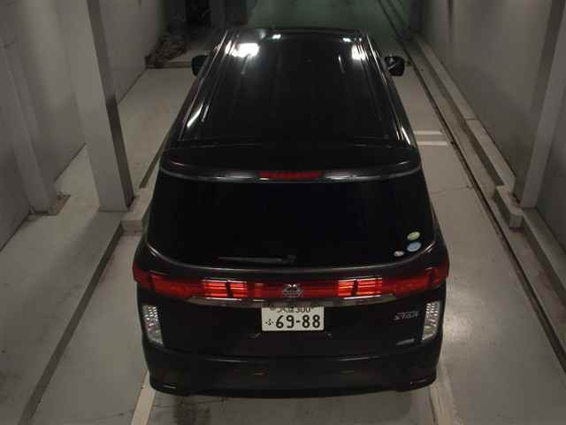 NISSAN ELGRAND 2011