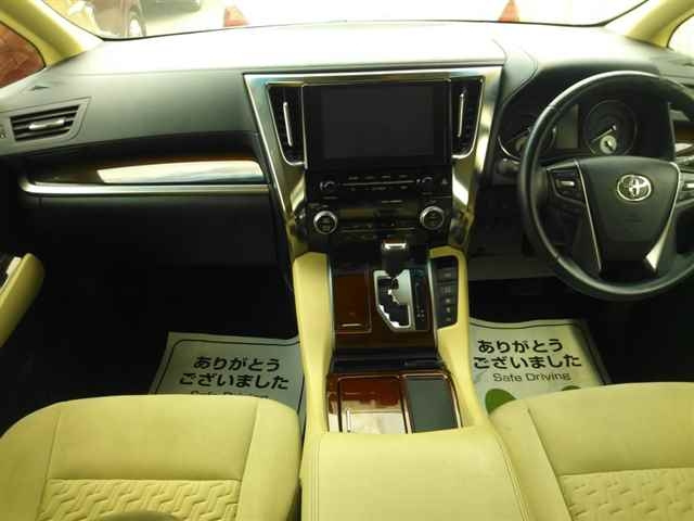 TOYOTA VELLFIRE 2016