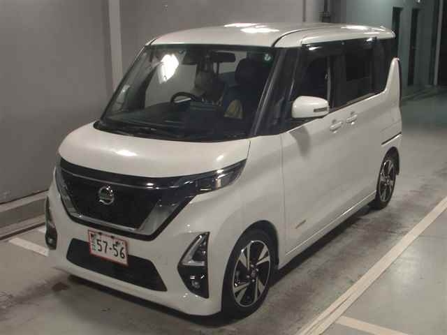 NISSAN ROOX 2020