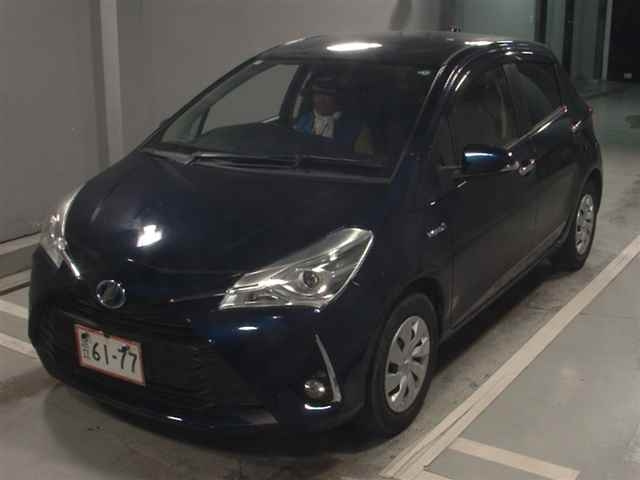 TOYOTA VITZ 2018
