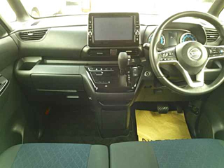 NISSAN ROOX 2020