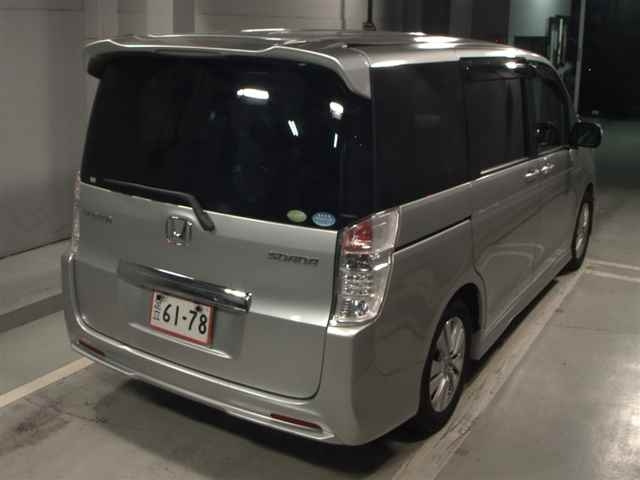 HONDA STEP WAGON 2010