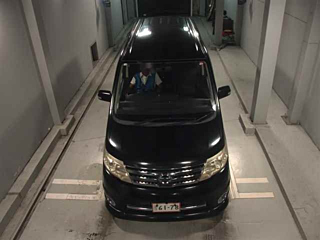 NISSAN SERENA 2010