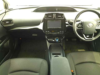 TOYOTA PRIUS 2019