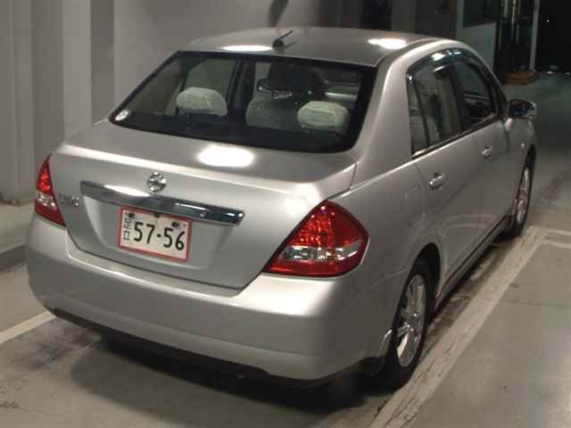 NISSAN TIIDA LATIO 2011