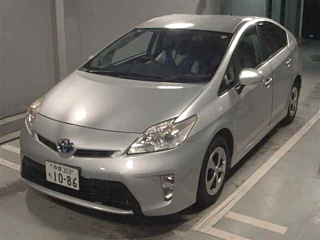 TOYOTA PRIUS 2012