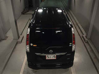 NISSAN SERENA 2010