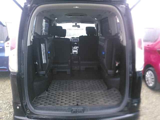 NISSAN SERENA 2010