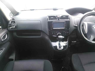 NISSAN SERENA 2011