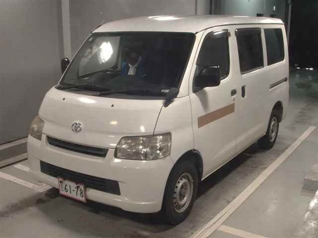 TOYOTA TOWN ACE VAN 2014
