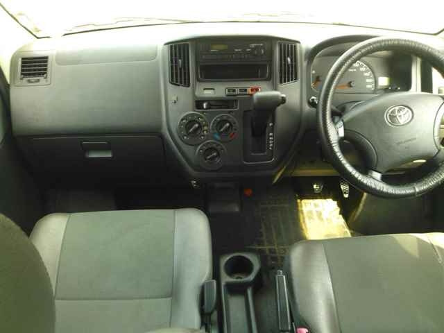 TOYOTA TOWN ACE VAN 2014