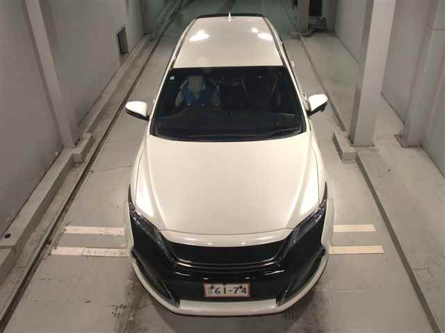 TOYOTA HARRIER 2015