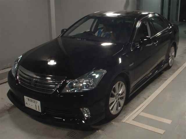 TOYOTA CROWN 2010