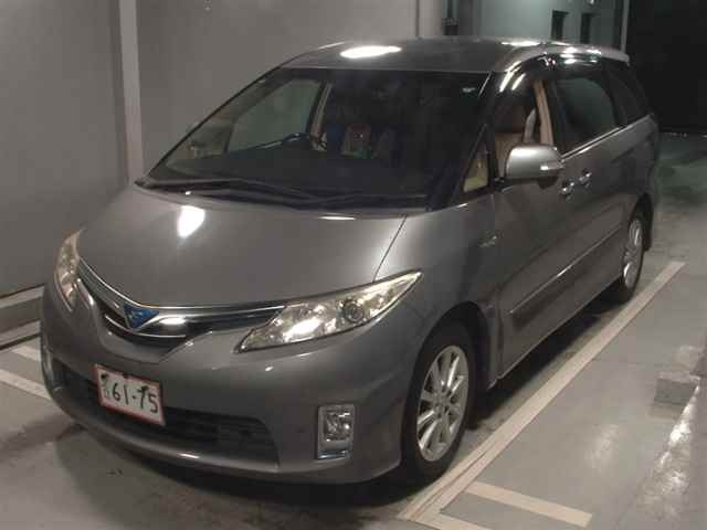 TOYOTA ESTIMA HYBRID 2015