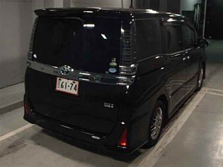 TOYOTA VOXY 2020