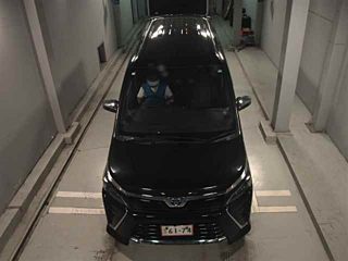 TOYOTA VOXY 2020