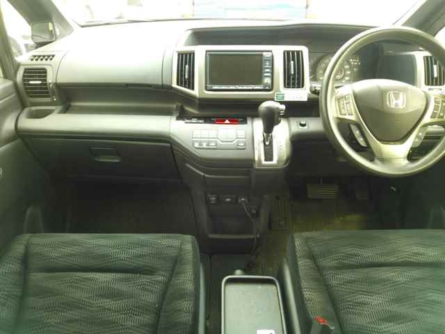 HONDA STEP WAGON 2012