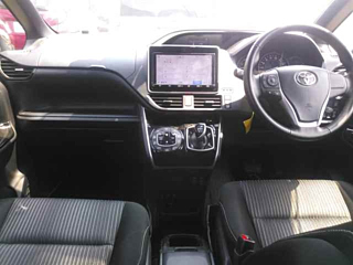 TOYOTA VOXY 2020