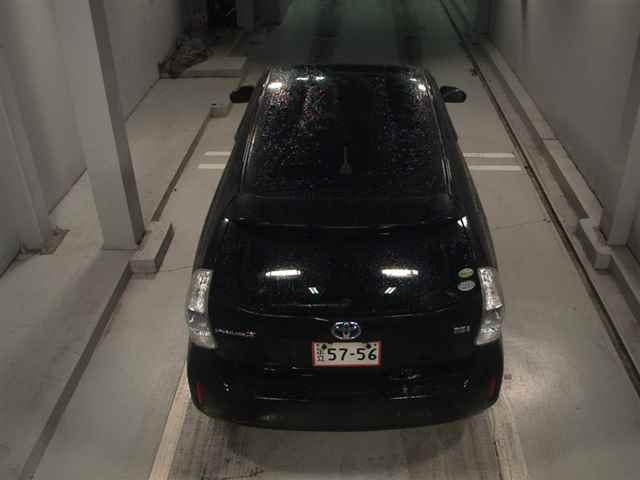 TOYOTA PRIUS ALPHA 2012