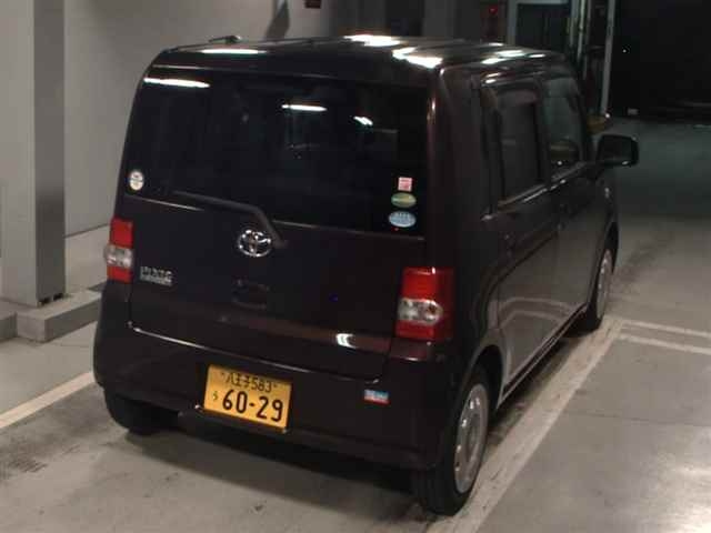 TOYOTA PIXIS SPACE 2016
