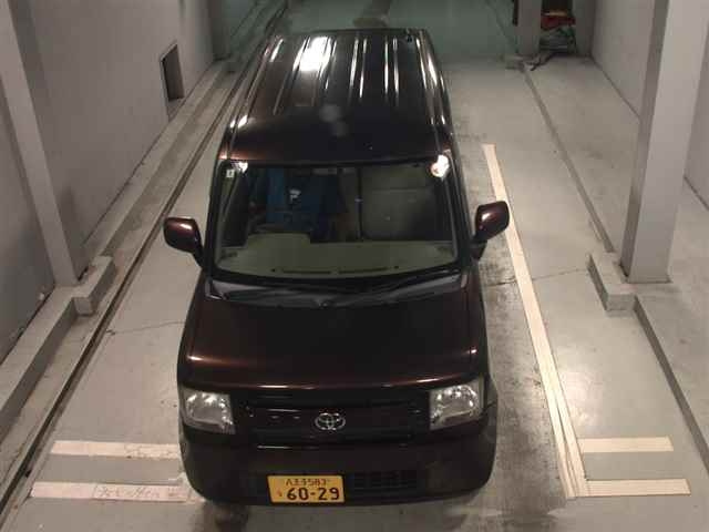 TOYOTA PIXIS SPACE 2016