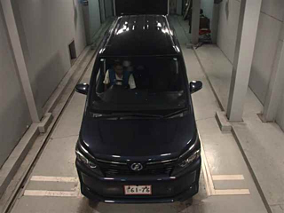 TOYOTA VOXY 2016