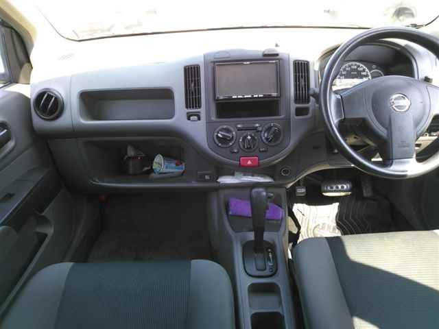 NISSAN AD 2012