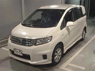 HONDA FREED 2011