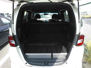 HONDA FREED 2011