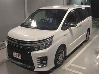 TOYOTA VOXY 2016