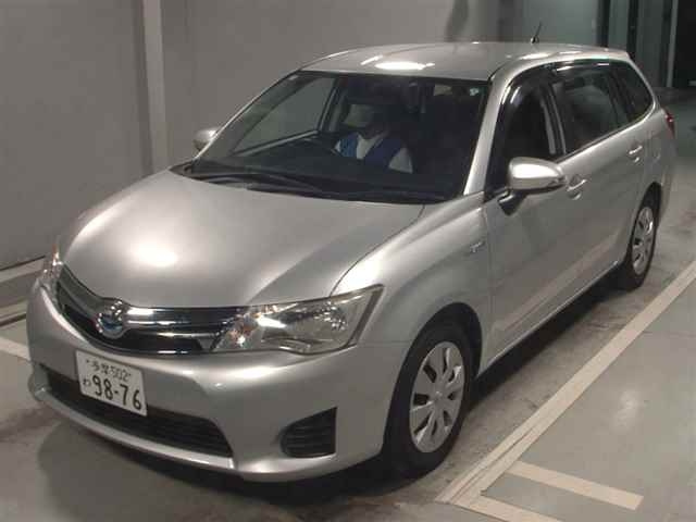 TOYOTA COROLLA FIELDER 2013