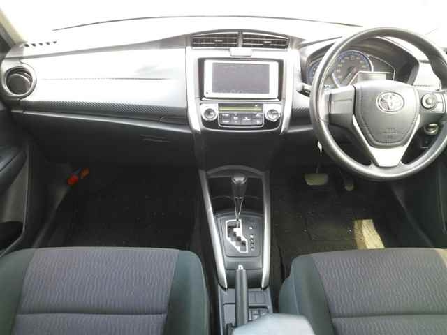 TOYOTA COROLLA FIELDER 2013