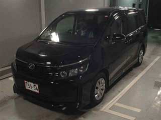 TOYOTA VOXY 2017