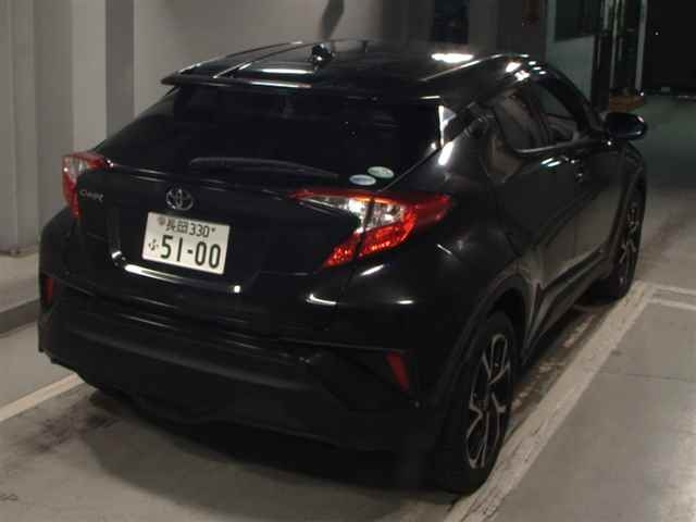 TOYOTA C-HR 2017