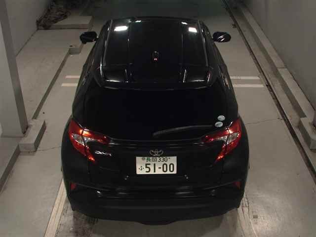 TOYOTA C-HR 2017