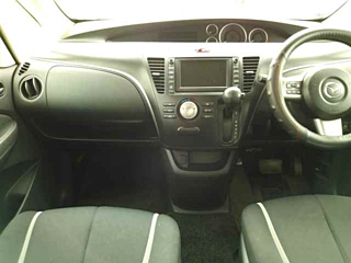 MAZDA BIANTE 2010