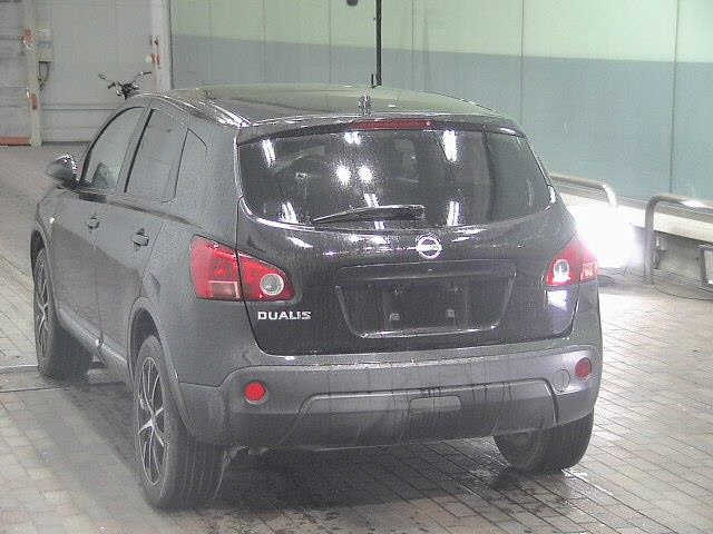 NISSAN DUALIS 2010