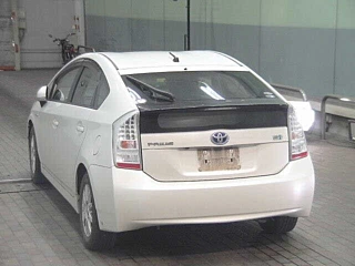 TOYOTA PRIUS 2010