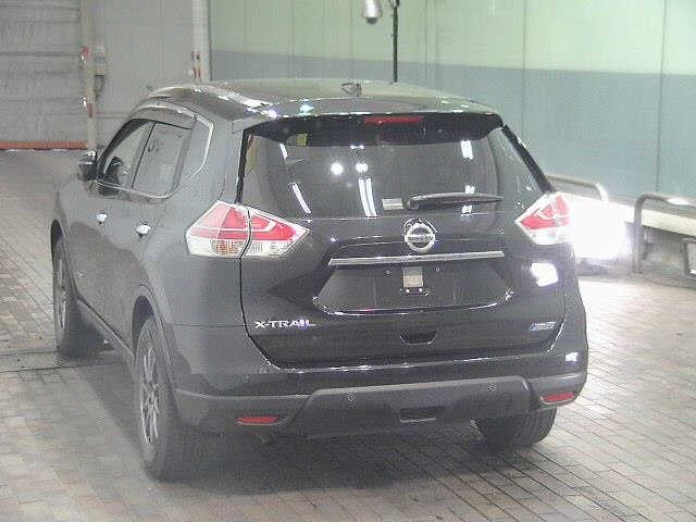NISSAN X-TRAIL 2015