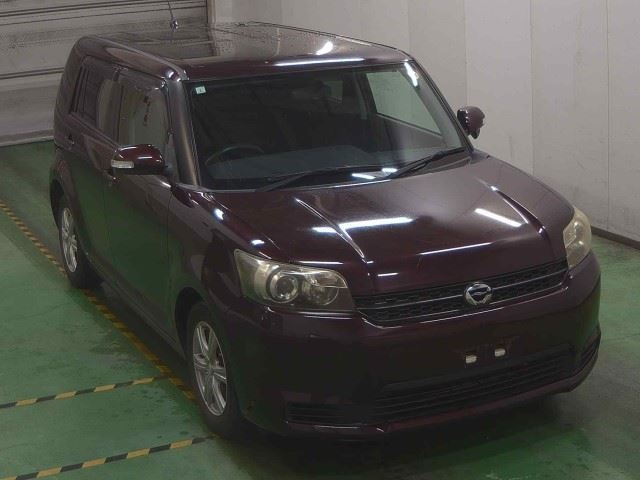 TOYOTA COROLLA RUMION 2011