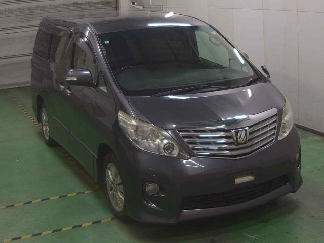 TOYOTA ALPHARD 2009