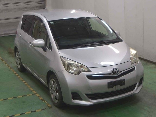 TOYOTA RACTIS 2012