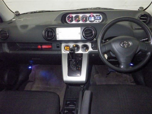 TOYOTA COROLLA RUMION 2010
