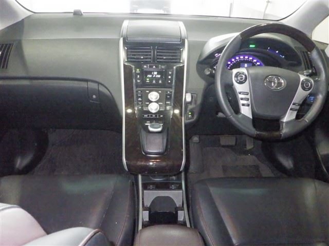 TOYOTA SAI 2015