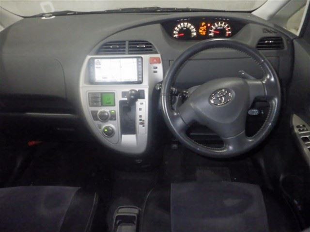 TOYOTA RACTIS 2008