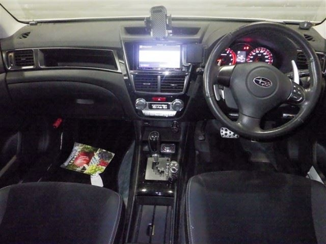 SUBARU EXIGA 2014